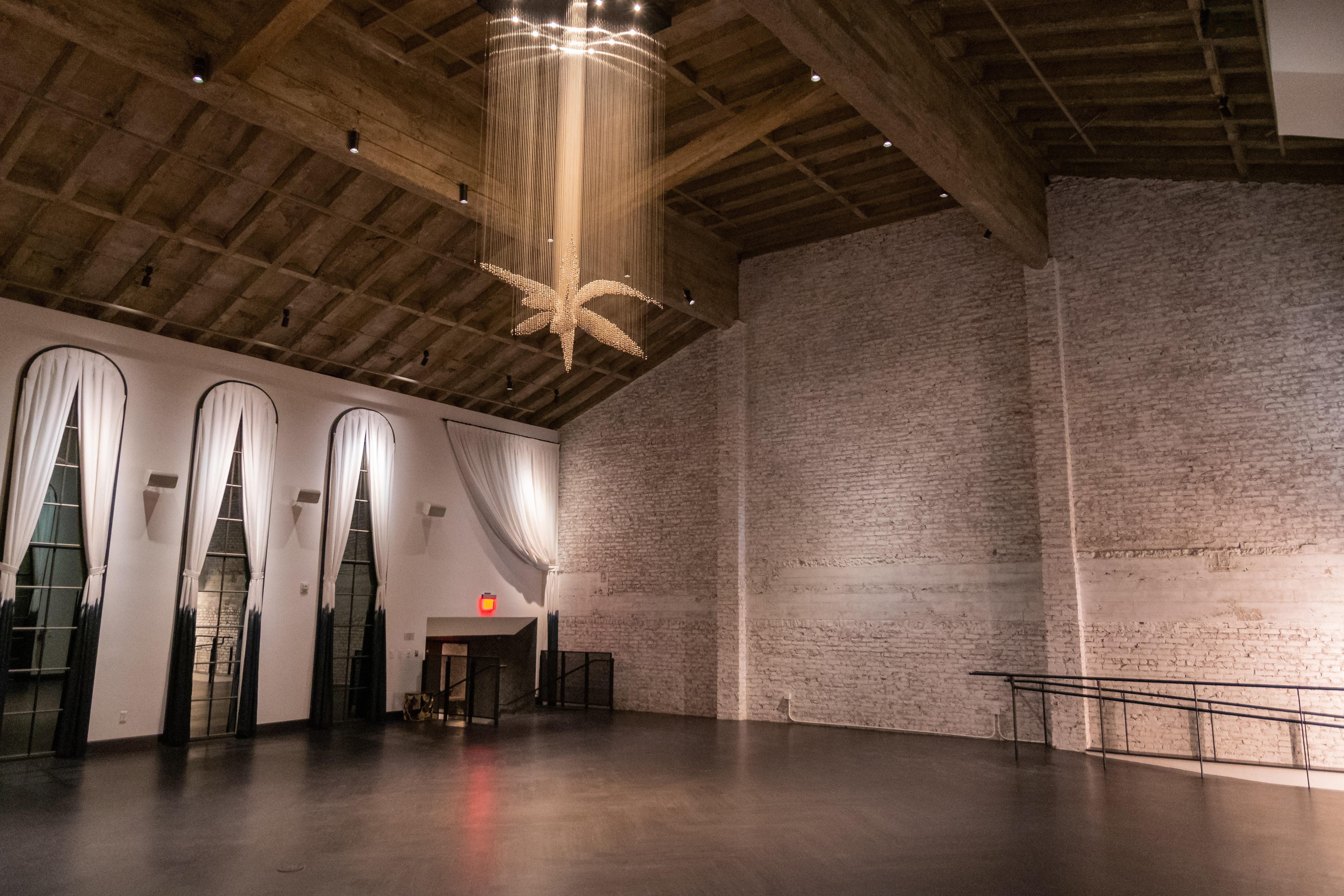 The Mayfair Angeles 4* Los Angeles