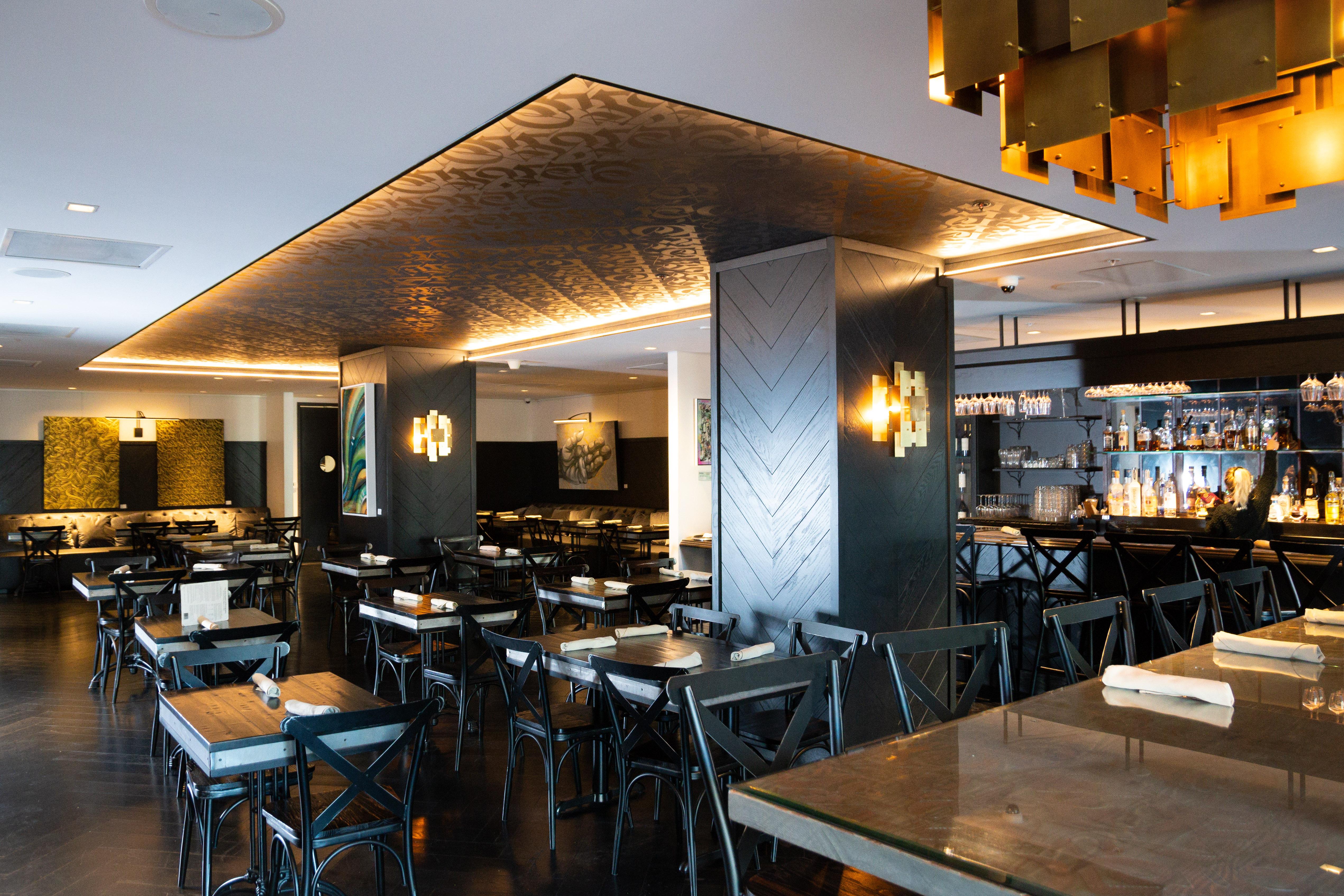 The Mayfair Angeles 4*