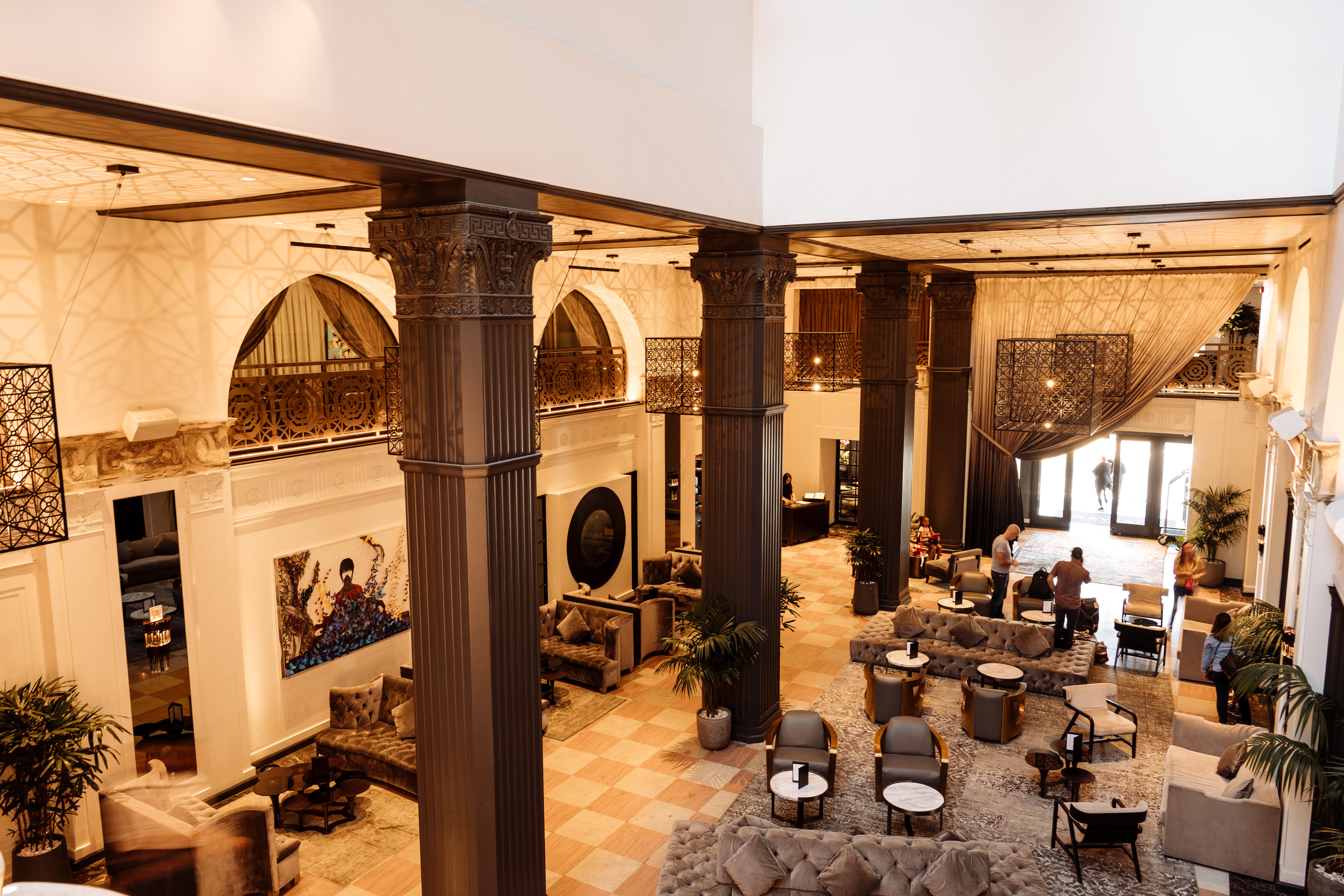 The Mayfair Angeles Hotel